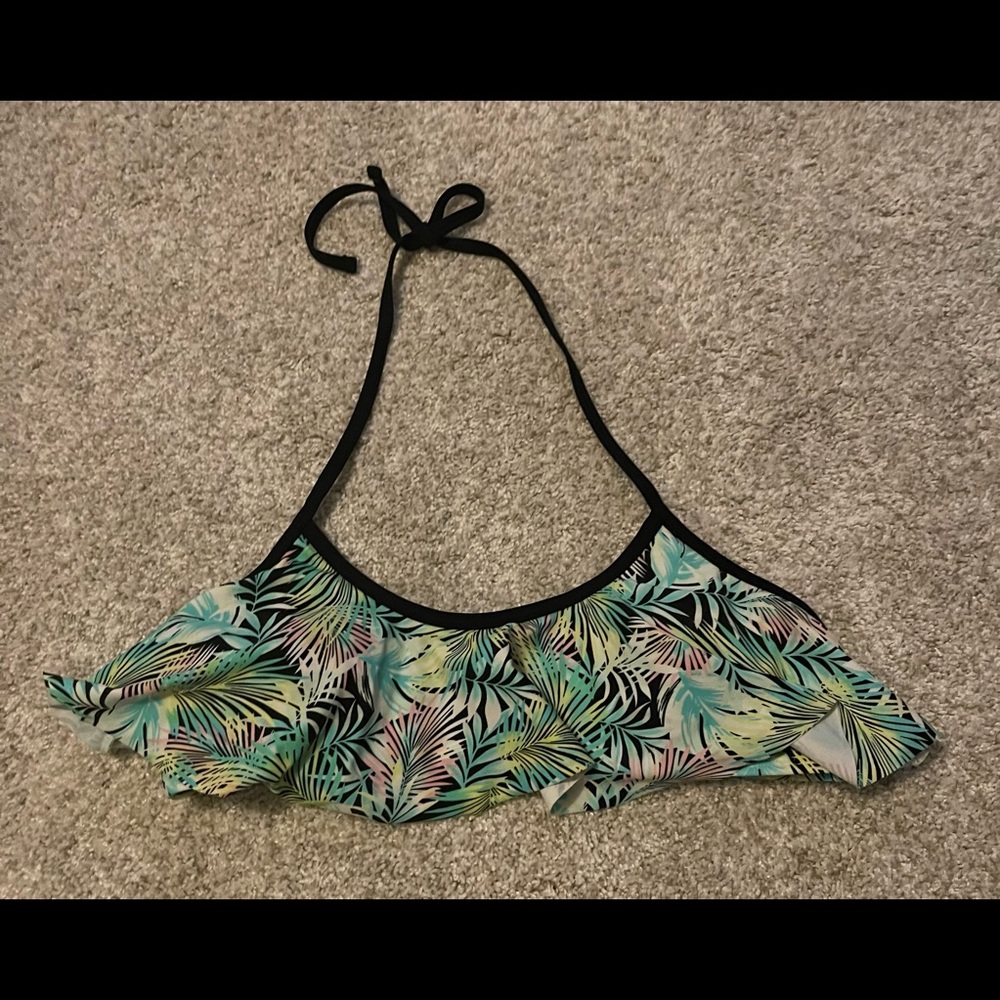Xhilaration Leaf Print Flutter Bikini Top Size Large